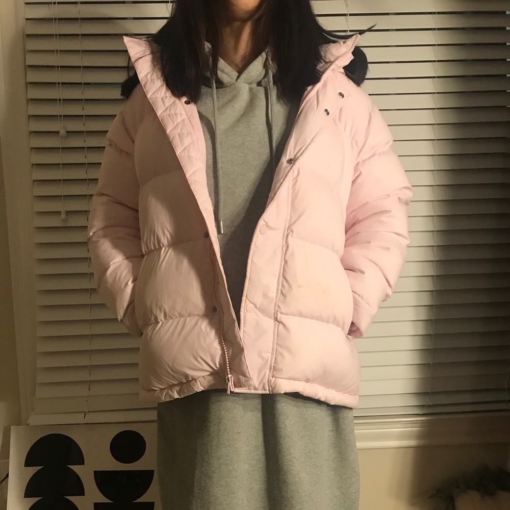 aritzia super puff baby pink❤️❤️❤️
